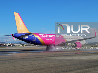 An Airbus A321-271NX from Wizz Air is on the runway ready to take off from Barcelona airport in Barcelona, Spain, on October 8, 2024. (