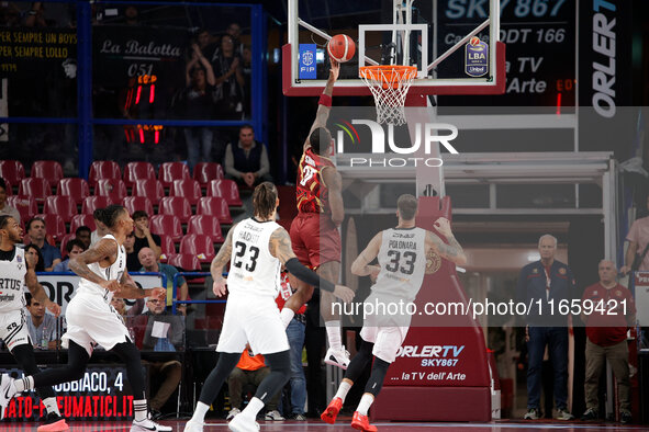 Aamir Simms of Umana Reyer participates in the Italian LBA basketball championship match between Umana Reyer Venezia and Virtus Segafredo Bo...