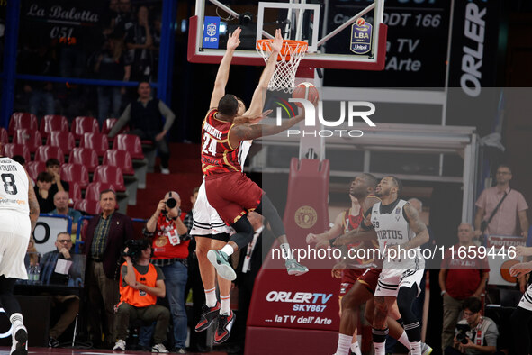 Umana Reyer's Carl Wheatle participates in the Italian LBA basketball championship match between Umana Reyer Venezia and Virtus Segafredo Bo...