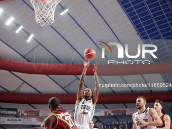 Will Clyburn of Virtus Bologna participates in the Italian LBA basketball championship match between Umana Reyer Venezia and Virtus Segafred...