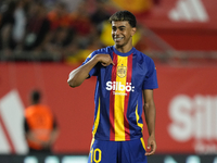 Lamine Yamal right winger of Spain and FC Barcelona during the warm-up before the UEFA Nations League 2024/25 League A Group A4 match betwee...