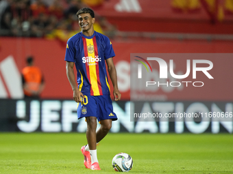 Lamine Yamal right winger of Spain and FC Barcelona during the warm-up before the UEFA Nations League 2024/25 League A Group A4 match betwee...