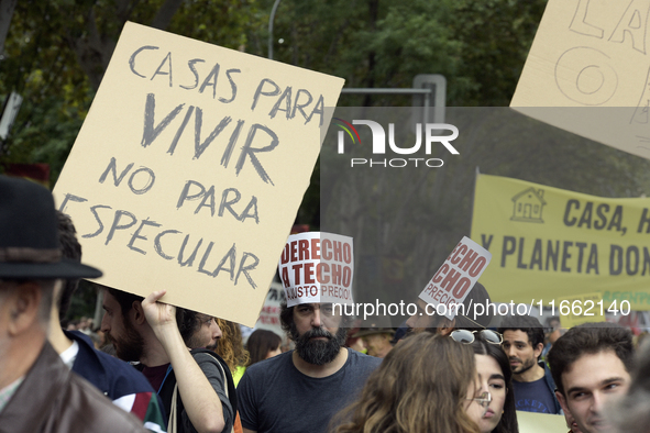 Madrid stands for the right to decent housing. Almost 40 collectives take to the streets in Madrid, Spain, on October 13, 2024, to fight aga...