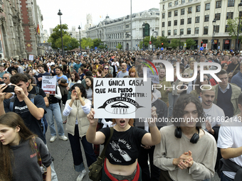 Madrid stands for the right to decent housing. Almost 40 collectives take to the streets in Madrid, Spain, on October 13, 2024, to fight aga...