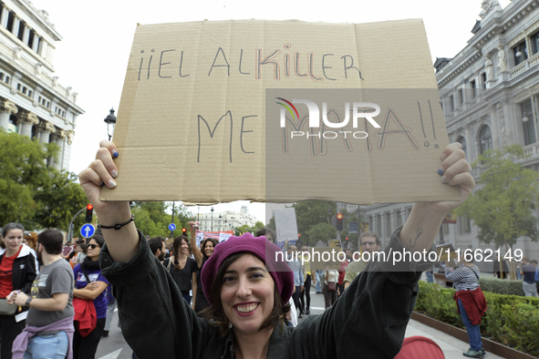 Madrid stands for the right to decent housing. Almost 40 collectives take to the streets in Madrid, Spain, on October 13, 2024, to fight aga...