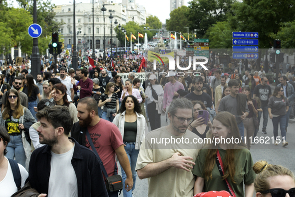 Madrid stands for the right to decent housing. Almost 40 collectives take to the streets in Madrid, Spain, on October 13, 2024, to fight aga...