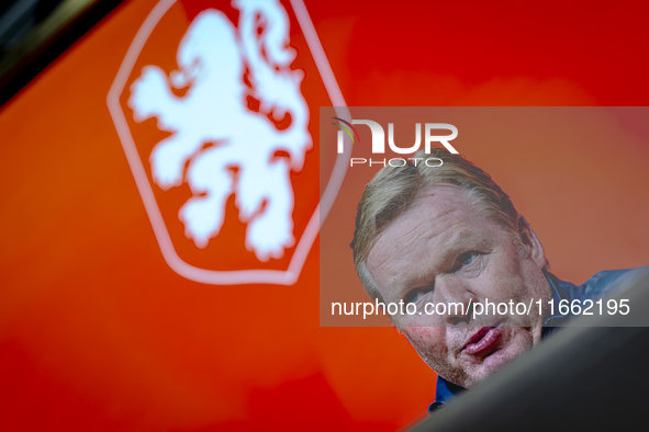 Netherlands trainer Ronald Koeman speaks during the press conference at the Allianz Arena for the UEFA Nations League, League phase, Matchda...