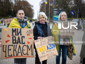 A protest demands the release of the Ukrainian military held captive in Russia, particularly the soldiers of the Azov regiment and the marin...