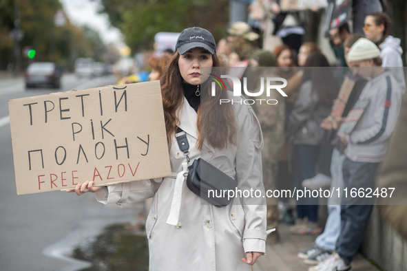 A protest demands the release of the Ukrainian military held captive in Russia, particularly the soldiers of the Azov regiment and the marin...