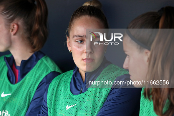 Ellie Roebuck is on the bench during the match between FC Barcelona Women and RCD Espanyol Women, corresponding to week 6 of the Liga F, at...