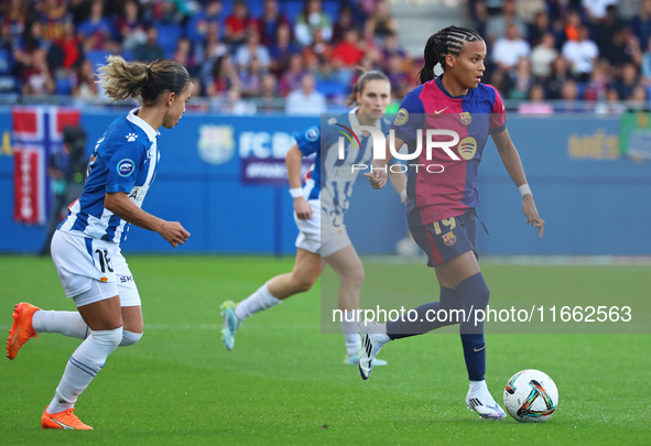 Vicky Lopez and Paula Pere play during the match between FC Barcelona Women and RCD Espanyol Women, corresponding to week 6 of the Liga F, a...