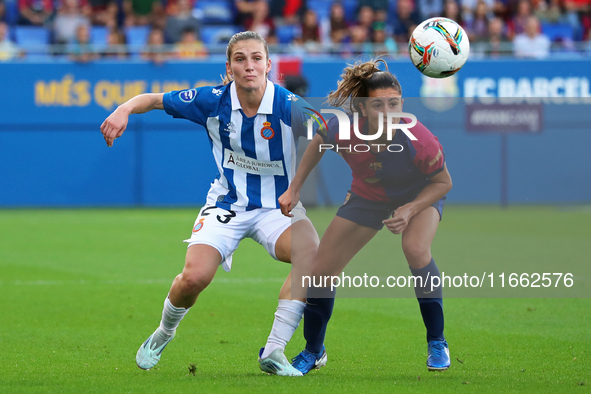 Kika Nazareth and Arola Aparicio play during the match between FC Barcelona Women and RCD Espanyol Women, corresponding to week 6 of the Lig...