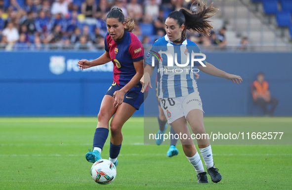 Kika Nazareth and Ainoa Campo play during the match between FC Barcelona Women and RCD Espanyol Women, corresponding to week 6 of the Liga F...