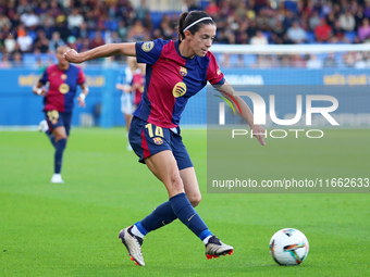 Aitana Bonmati plays during the match between FC Barcelona Women and RCD Espanyol Women, corresponding to week 6 of the Liga F, at the Johan...