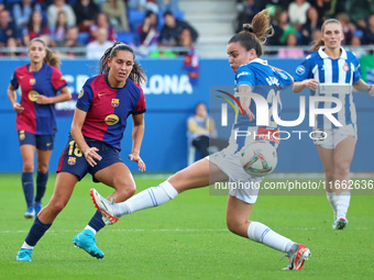 Kika Nazareth and Julia Guerra play during the match between FC Barcelona Women and RCD Espanyol Women, corresponding to week 6 of the Liga...