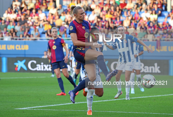 Fridolina Rolfo and Paula Perea play during the match between FC Barcelona Women and RCD Espanyol Women, corresponding to week 6 of the Liga...