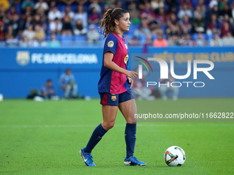 Jana Fernandez plays during the match between FC Barcelona Women and RCD Espanyol Women, corresponding to week 6 of the Liga F, at the Johan...