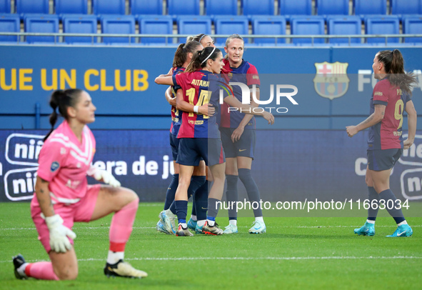 FC Barcelona players celebrate a goal during the match between FC Barcelona Women and RCD Espanyol Women, corresponding to week 6 of Liga F,...