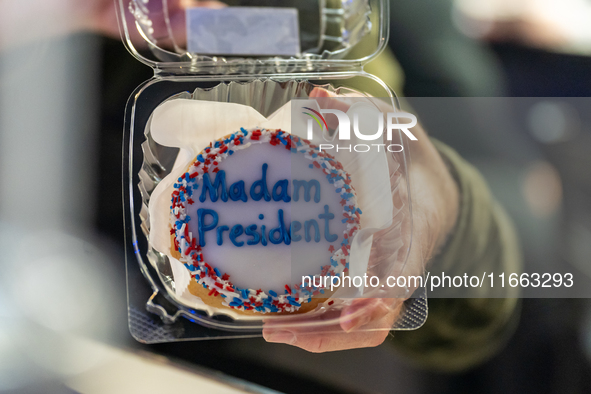 A cookie that says ''Madam President'' for Kamala Harris in Philadelphia, Pennsylvania, United States, on October 13, 2024. 