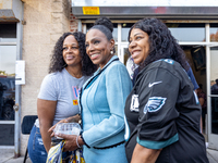 Actress and singer Sheryl Lee Ralph poses for a group picture with Harris-Walz supporters at a campaign event in Philadelphia, Pennsylvania,...