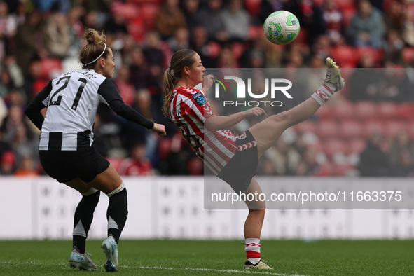 Emily Scarr of Sunderland competes with Jasmine McQuade of Newcastle during the FA Women's Championship match between Sunderland and Newcast...