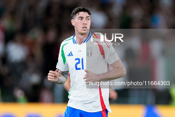 Alessandro Bastoni of Italy looks on during the UEFA Nations League 2024/25 League A Group A2 match between Italy and Belgium at Stadio Olim...