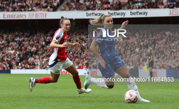 Caitlin Foord of Arsenal chases the ball during the Barclays FA Women's Super League match between Arsenal and Chelsea at the Emirates Stadi...