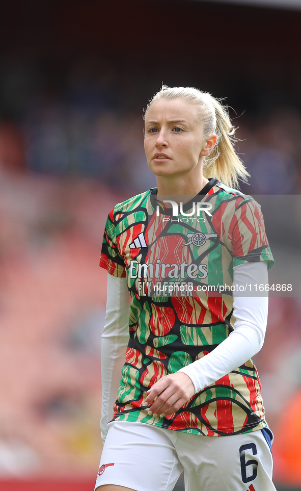 Leah Williamson of Arsenal warms up before the Barclays FA Women's Super League match between Arsenal and Chelsea at the Emirates Stadium in...