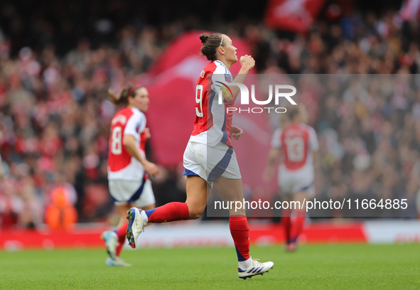 Arsenal's Caitlin Foord celebrates her goal just before halftime during the Barclays FA Women's Super League match between Arsenal and Chels...