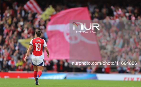 Arsenal's Caitlin Foord celebrates her goal just before halftime during the Barclays FA Women's Super League match between Arsenal and Chels...