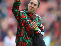 Manuela Zinsberger thanks the fans after the Barclays FA Women's Super League match between Arsenal and Chelsea at the Emirates Stadium in L...