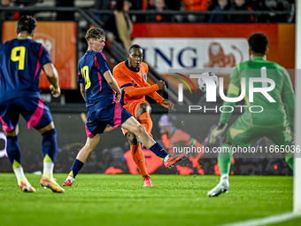 Netherlands player Neraysho Kasanwirjo participates in the match between Netherlands U21 and Sweden U21 at the Goffertstadion for the Qualif...