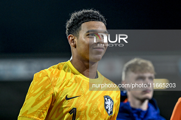 Netherlands goalkeeper Rome-Jayden Owusu-Oduro plays during the match between Netherlands U21 and Sweden U21 at the Goffertstadion for the Q...