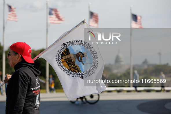 Members of the Muwekma Ohlone Tribe of the San Francisco Bay Area, along with other tribal groups and their supporters, arrive in Washington...