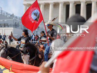 Members of the Muwekma Ohlone Tribe of the San Francisco Bay Area, along with other tribal groups and their supporters, arrive at the Lincol...