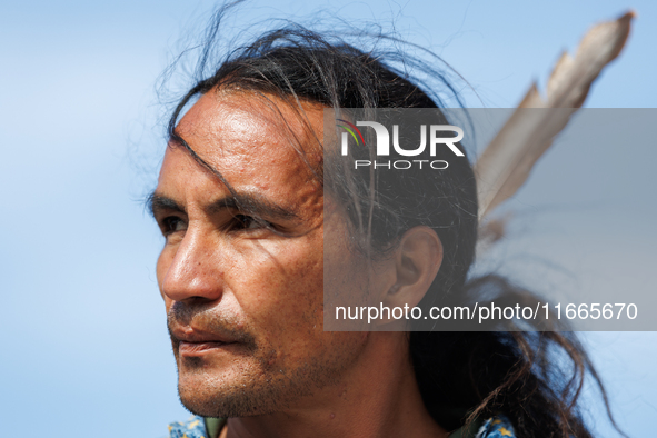 Members of the Muwekma Ohlone Tribe of the San Francisco Bay Area, along with other tribal groups and their supporters, arrive at the Lincol...