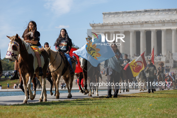 Members of the Muwekma Ohlone Tribe of the San Francisco Bay Area, along with other tribal groups and their supporters, arrive in Washington...