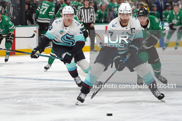 Jordan Eberle #7 of the Seattle Kraken skates on the ice with the puck during the NHL match between the Dallas Stars and the Seattle Kraken...