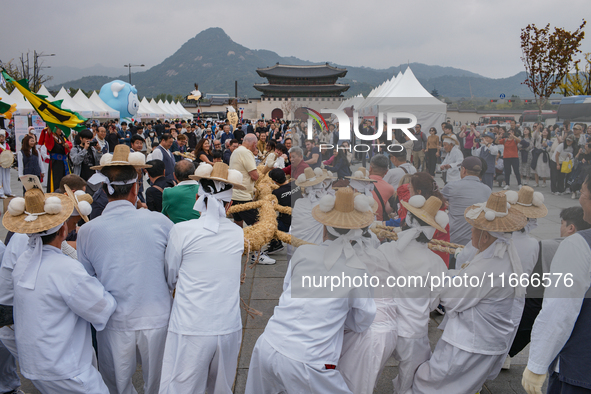 A reenactment of the Dangjin Gijisi Tug-of-War, which is also inscribed on the UNESCO Representative List of the Intangible Cultural Heritag...