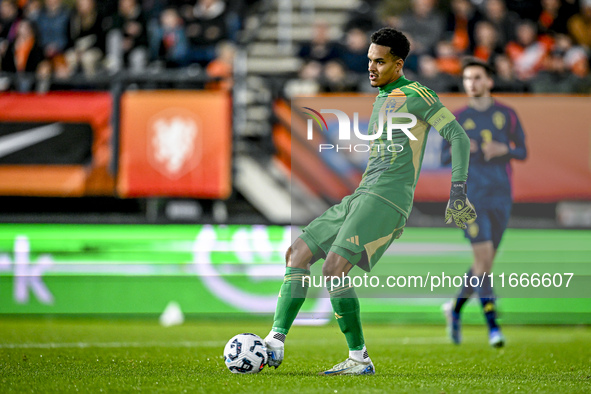 Sweden goalkeeper Oliver Dovin participates in the match between Netherlands U21 and Sweden U21 at the Goffertstadion for the Qualification...