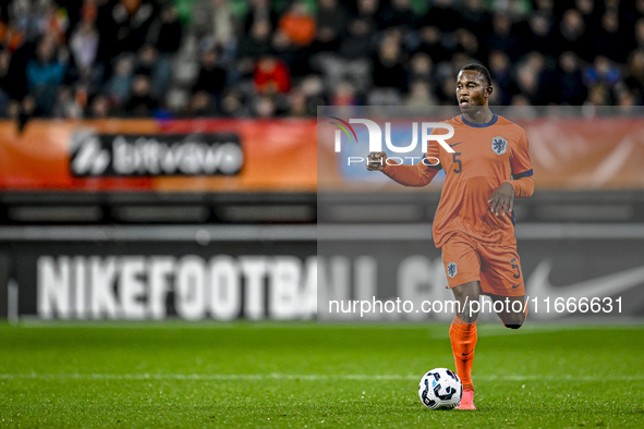 Netherlands player Neraysho Kasanwirjo participates in the match between Netherlands U21 and Sweden U21 at the Goffertstadion for the Qualif...