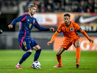 Sweden player Jacob Ondrejka and Netherlands player Devyne Rensch participate in the match between Netherlands U21 and Sweden U21 at the Gof...