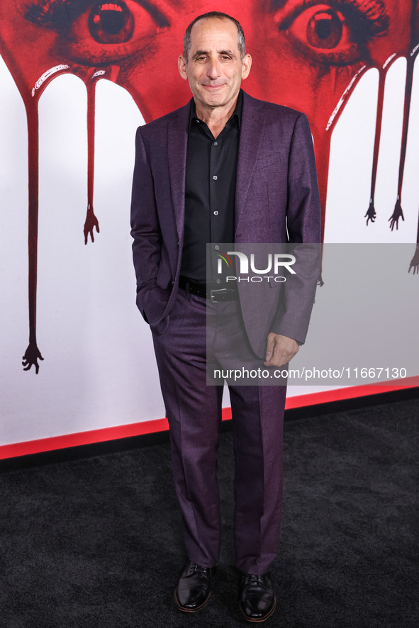 Peter Jacobson arrives at the Global Premiere Of Paramount Pictures' 'Smile 2' held at Paramount Pictures Studios on October 14, 2024 in Hol...