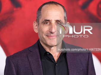 Peter Jacobson arrives at the Global Premiere Of Paramount Pictures' 'Smile 2' held at Paramount Pictures Studios on October 14, 2024 in Hol...