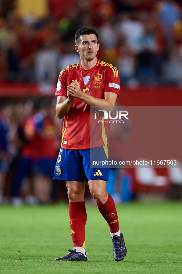 Vivian of Spain applauds during the UEFA Nations League 2024/25 League A Group A4 game between Spain and Denmark at Enrique Roca Stadium in...