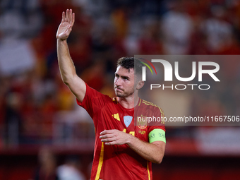 Aymeric Laporte of Spain waves his hand to the crowd during the UEFA Nations League 2024/25 League A Group A4 game between Spain and Denmark...