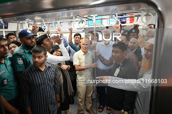 Passengers are able to board the metro rail from the Mirpur-10 station in Dhaka, Bangladesh, on October 15, 2024. The Dhaka Mirpur-10 metro...