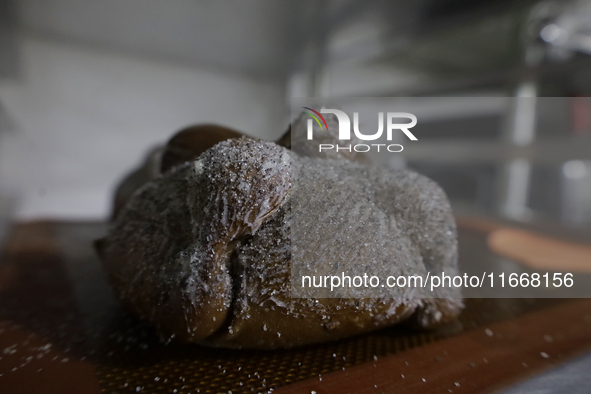 View of Pan de Muerto in Mexico City, Mexico, for sale on the eve of the Day of the Dead. According to historical documents and accounts, in...