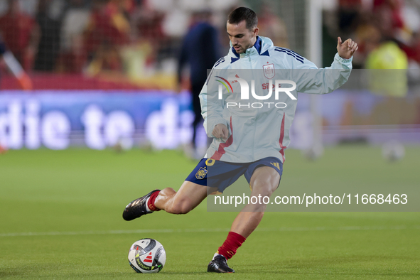 Fabian Ruiz of Spain hits the ball during the UEFA Nations League 2024/25 League A Group A4 match between Spain and Serbia at Nuevo Arcangel...