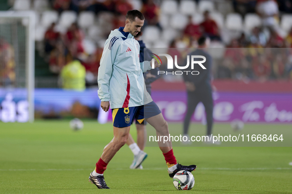 Fabian Ruiz of Spain controls the ball during the UEFA Nations League 2024/25 League A Group A4 match between Spain and Serbia at Nuevo Arca...